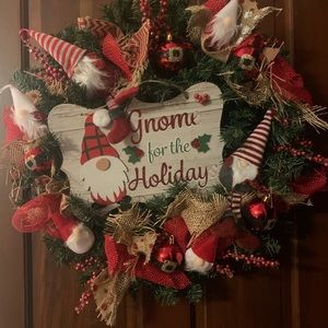 HANDMADE GNOME CHRISTMAS WREATH
